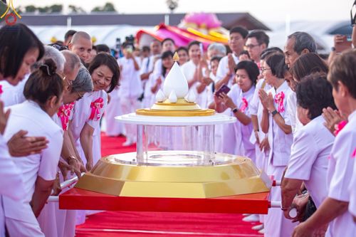 ภาพ No.211653:วันอาทิตย์ที่ 16 มีนาคม พ.ศ. 2568 พิธีอัญเชิญพระบรมสารีริกธาตุ ประดิษฐาน ณ ปทุมเจดีย์ ศูนย์อบรมเยาวชนปัตตานี