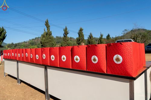 ภาพ No.125262:พิธีตักบาตรเนื่องในวันมาฆบูชา ณ สนามโรงเรียนบ้านนาเกียน  อำเภออมก๋อย จังหวัดเชียงใหม่ วันเสาร์ที่ ๒๔ กุมภาพันธ์ พ.ศ. ๒๕๖๗