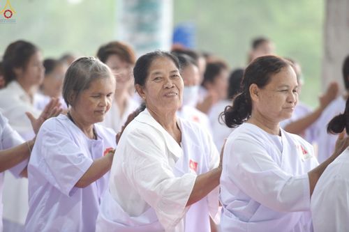 ภาพ No.249003:วันที่ 26-28 กันยายน พ.ศ. 2568 โครงการอบรมอุบาสกแก้ว อุบาสิกาแก้ว รุ่นที่ 3 ตัวแทนทอดกฐินสามัคคีทั่วไทย 30,000 วัด  ณ ศูนย์ปฏิบัติธรรมวิหารแดง อ.วิหารแดง จ.สระบุรี