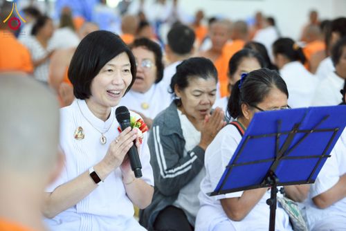 ภาพ No.278120:วันเสาร์ที่ 6 ธันวาคม พ.ศ. 2568 พิธีเวียนประทักษิณ ขอขมามอบผ้าไตร บรรพชาอุปสมบทหมู่ธรรมทายาท จำนวน 53 รูป โครงการอุปสมบทหมู่ รุ่นบูชาธรรมมหาปูชนียาจารย์ ประจำปี 2568 จังหวัดสระบุรี