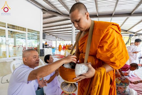 ภาพ No.212455:วันเสาร์ที่ 22 มีนาคม พ.ศ. 2568 พิธีถวายสังฆทานแด่คณะสงฆ์ 323 วัด ปีที่ 21 ครั้งที่ 175 พิธีมอบกองทุนหนุนแรงใจช่วยครูใต้ ปีที่ 18 ครั้งที่ 139 และพิธีทำบุญอุทิศส่วนกุศลให้ผู้วายชนม์ ณ ศูนย์ปฏิบัติธรรมภาคใต้ อำเภอบางกล่ำ จังหวัดสงขลา