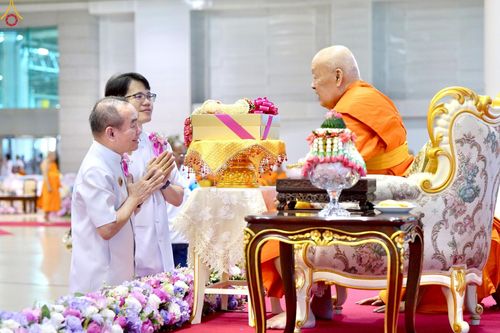 ภาพ No.236371:วันที่ 3 สิงหาคม พ.ศ. 2568 พิธีถวายมหาสังฆทานคณะสงฆ์ 2,000 กว่าวัดทั่วประเทศ ปีที่ 25 , พิธีถวายไทยธรรมคณะสงฆ์ 323 วัด 4 จังหวัดชายแดนภาคใต้ ณ วัดพระธรรมกาย