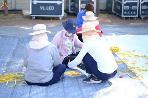 ภาพ No.109359:V.7 พลังใจ การเตรียมงาน เก็บงาน การรับบุญของเจ้าหน้าที่หน่วยงานต่างๆ เพื่อโครงการธรรมยาตรา กตัญญูบูชามหาปูชนียาจารย์ พระมงคลเทพมุนี (สด จนฺทสโร) พระผู้ปราบมาร อนุสรณ์สถาน 7 แห่ง ปีที่ 12 ระหว่างวันที่ 2 - 31 มกราคม พ.ศ.2567