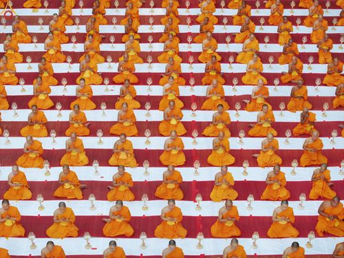 ภาพ No.289148:วันที่ 6 มกราคม พ.ศ. 2569 พิธีจุดประทีปถวายเป็นพุทธบูชา และบูชาธรรมมหาปูชนียาจารย์ ณ อนุสรณ์สถานมหาวิหารพระมงคลเทพมุนี (โลตัสแลนด์) อ.สองพี่น้อง จ.สุพรรณบุรี ในโครงการธรรมยาตรา กตัญญูบูชา มหาปูชนียาจารย์ พระมงคลเทพมุนี(สด จนฺทสโร) พระผู้ปราบมาร อนุสรณ์สถ