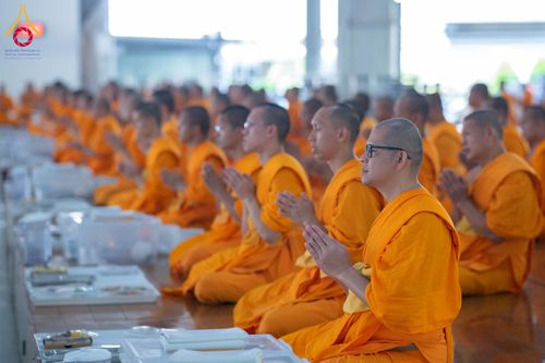 ภาพ No.310119:วันที่ 7 กุมภาพันธ์ พ.ศ. 2569 พิธีถวายภัตตาหารเมนูสวรรค์ เพื่อการบรรลุธรรม ณ หอฉันคุณยายอาจารย์ฯ วัดพระธรรมกาย