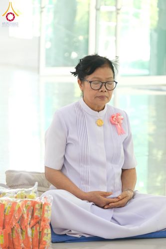 ภาพ No.320887:วันเสาร์ที่ 11 เมษายน พ.ศ.2569 พิธีตักบาตรฉลองสามเณรใหม่ ณ ศูนย์อบรมเยาวชนนครปฐม