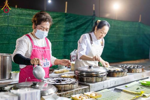 ภาพ No.298420:วันที่ 20 มกราคม พ.ศ. 2569 พิธีถวายภัตตาหารเป็นสังฆทาน แด่พระธรรมยาตรา ณ อนุสรณ์สถานบางปลา วัดบางปลา อำเภอบางเลน จังหวัดนครปฐม ในโครงการธรรมยาตรา กตัญญูบูชา มหาปูชนียาจารย์ พระมงคลเทพมุนี(สด จนฺทสโร) พระผู้ปราบมาร อนุสรณ์สถาน 7 แห่ง ปีที่ 14