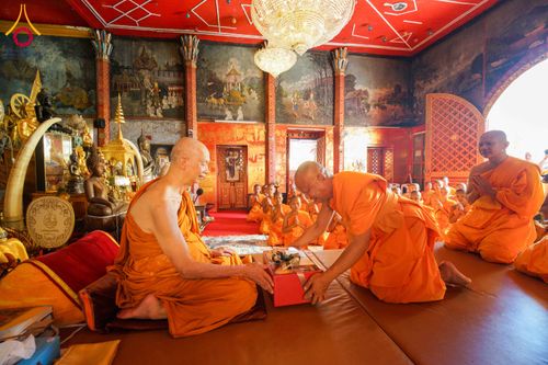 ภาพ No.329185:วันเสาร์ที่ 16 พฤษภาคม พ.ศ.2569 ธรรมยาตรา เดินดูดวงขึ้นดอยฉลองแชมป์บาลี วัดบ้านขุน อำเภอฮอด จังหวัดเชียงใหม่