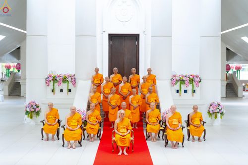 ภาพ No.330800:วันวิสาขบูชา อาทิตย์ที่ 31 พฤษภาคม พ.ศ.2569 พิธีบรรพชาสามเณรอุบาสก 11 ท่าน , พิธีถวายบาตรผ้าไตร และจตุปัจจัยไทยธรรม แด่สามเณร , พิธีอุปสมบทอุทิศชีวิต , พิธีกล่าวคำกัปปิยภัณฑ์  ณ อุโบสถพระไตรปิฎก วัดพระธรรมกาย จังหวัดปทุมธานี