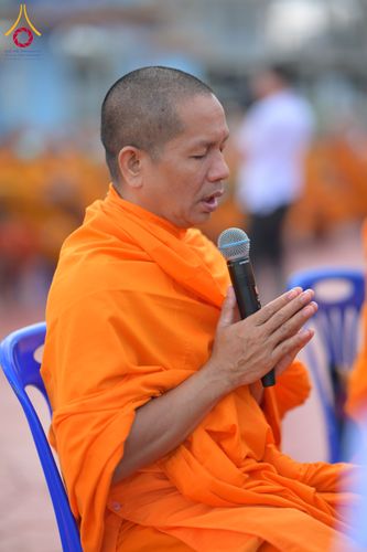 ภาพ No.284736:วันอาทิตย์ที่ 14 ธันวาคม พ.ศ.2568  พิธีทำบุญเมืองสุราษฎร์ธานี 110ปี และพิธีตักบาตรพระสงฆ์ 1,110 รูป  ณ บริเวณริมน้ำวัดกลาง (เก่า) ถนนบ้านดอน ตำบลตลาดใหม่ อำเภอเมือง จังหวัดสุราษฎร์ธานี