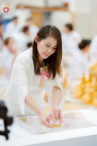 ภาพ No.220996:วันที่ 13 เมษายน พ.ศ. 2568 พิธีโปรยรัตนชาติปฐมเริ่มสถาปนาเจดีย์ และ พิธีเปิดหมู่บ้านปฏิบัติธรรม เพื่อการบรรลุธรรม ณ วัดป่าธรรมกายนานาชาติโทชิหงิ  ประเทศญี่ปุ่น