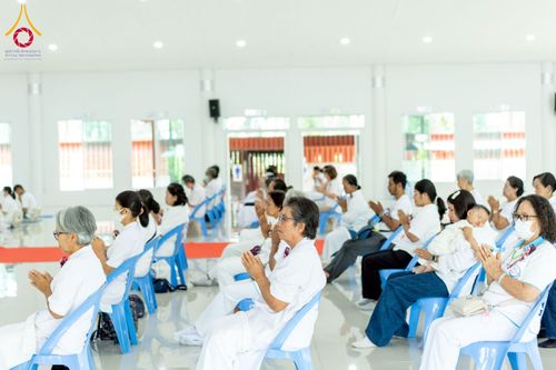 ภาพ No.238568:วันอาทิตย์ที่ 17 สิงหาคม พ.ศ. 2568 พิธีทอดผ้าป่าบำรุงศูนย์อบรมเยาวชนนครปฐม ครบรอบ 14 ปี และพิธีปลูกต้นไม้รอบสระเศรษฐี ณ ศูนย์อบรมเยาวชนนครปฐม