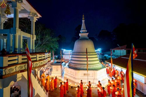 ภาพ No.229986:วันที่ 4 และ 12 พฤษภาคม พ.ศ. 2568 พิธีจุดวิสาขประทีป ถวายเป็นพุทธบูชา ณ วัดสุภัทรารามา มหาวิหาร เมืองบาดุลลา ประเทศศรีลังกา
