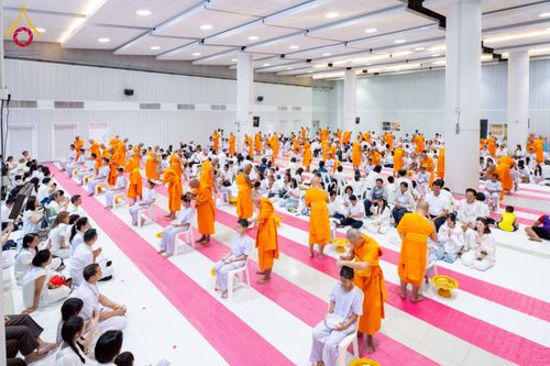 ภาพ No.213569:วันเสาร์ที่ 29 มีนาคม พ.ศ. 2568 พิธีปลงผม โครงการสามเณรยุวธรรมทายาท รุ่นที่ 33 โครงการสามเณรมัชฌิมธรรมทายาท รุ่นที่ 29 ณ ห้องปฏิบัติธรรมวิหารคด คอร์ 13 วัดพระธรรมกาย