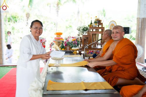 ภาพ No.142458:พิธีทอดผ้าป่า เพื่อสมทบทุนสร้างมหาวิหาร วันเสาร์ ที่ 22 มิถุนายน พ.ศ. 2567 ณ ศูนย์ปฏิบัติธรรมแก้วภูเรือ อ.ภูเรือ จ.เลย