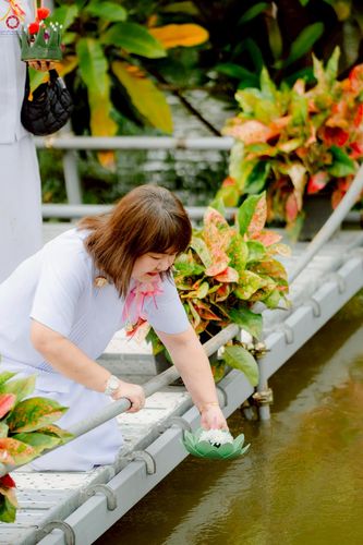 ภาพ No.266860:วันที่ 5 พฤศจิกายน พ.ศ. 2568 พิธีทอดกฐิน ณ อนุสรณ์สถานพระมงคลเทพมุนี  (สด จนฺทสโร) ผู้ค้นพบวิชชาธรรมกาย สถานที่ตั้งมโนปณิธานบวชตลอดชีวิต คลองบางนางแท่น ต.หอมเกร็ด อ.สามพราน จ.นครปฐม