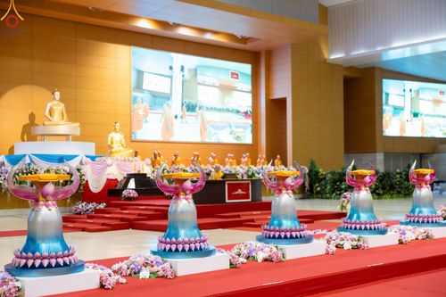 ภาพ No.88980:พิธีทอดผ้าป่าสมทบกฐินครั้งที่ 2 วันศุกร์ที่ 29 กันยายน พ.ศ. 2566 วันเพ็ญขึ้น 15 ค่ำ เดือน 10 ณ ห้องแก้วสารพัดนึก 1 วัดพระธรรมกาย