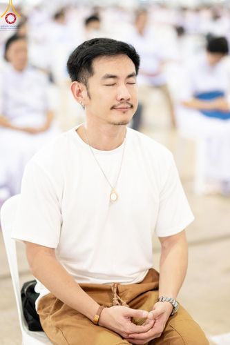 ภาพ No.151193:พิธีบูชาข้าวพระ ในวันอาทิตย์ต้นเดือน วันที่ 1 กันยายน พ.ศ. 2567 ณ สภาธรรมกายสากล วัดพระธรรมกาย