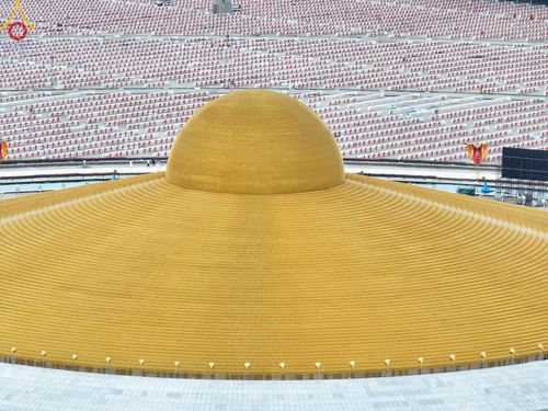 ภาพ No.218970:วันที่ 18-20 เมษายน พ.ศ. 2568 การเตรียมงานในลานธรรม , วิหารคด เพื่องานวันคุ้มครองโลก 22 เมษายน พศ. 2568