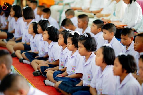 ภาพ No.192161:พิธีทอดผ้าป่าทำนุบำรุงศาสนสถาน ณ วัดนราภิรมย์ ตำบลนราภิรมย์ อำเภอบางเลน จังหวัดนครปฐม ในโครงการธรรมยาตรา กตัญญูบูชา มหาปูชนียาจารย์ พระมงคลเทพมุนี(สด จนฺทสโร) พระผู้ปราบมาร อนุสรณ์สถาน 7 แห่ง ปีที่ 13 วันที่ 9 มกราคม พ.ศ. 2568