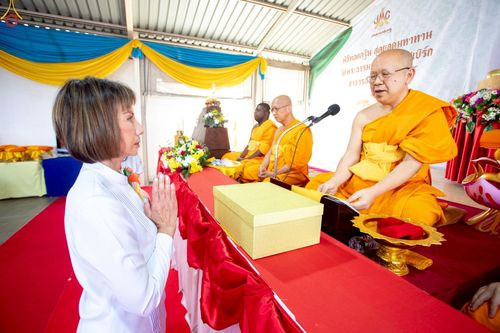 ภาพ No.255204:วันที่ 12 ตุลาคม พ.ศ. 2568 พิธีทอดกฐินสามัคคีสร้างทุกสิ่ง วัดพระธรรมกายโจฮันเนสเบิร์ก  ประเทศสาธารณรัฐแอฟริกาใต้