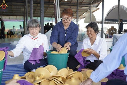 ภาพ No.211172:วันเสาร์ที่ 15 มีนาคม พ.ศ. 2568  การเตรียมงานของเจ้าหน้าที่ เพื่องานฉลองปทุมเจดีย์ ณ ศูนย์อบรมเยาวชนปัตตานี