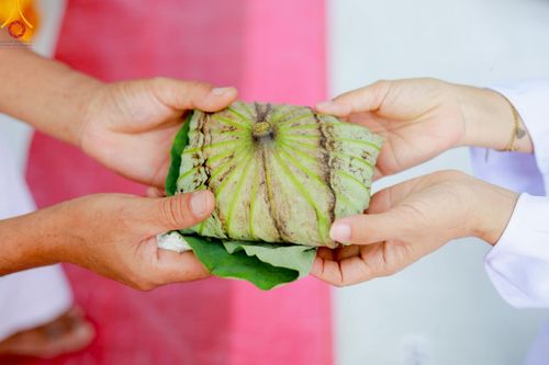 ภาพ No.216718:วันอาทิตย์ที่ 6 เมษายน พ.ศ. 2568 พิธีตัดปอยผม และปลงผมนาคธรรมทายาท โครงการบวชบูชาธรรม81ปี หลวงพ่อธัมมชโย โครงการ 1 และ 2 โครงการนานาชาติ AEC&WAB รุ่น CEO (ผู้บริหาร) รุ่นที่4 ณ หมู่บ้านบรรลุธรรม วัดพระธรรมกาย