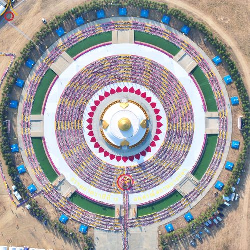 ภาพ No.198275:พิธีต้อนรับพระธรรมยาตรา ณ อนุสรณ์สถานลำดับที่ 5 สถานที่เผยแผ่วิชชาธรรมกายครั้งแรก อนุสรณ์สถานบางปลา วัดบางปลา อำเภอบางเลน จังหวัดนครปฐม ในโครงการธรรมยาตรา กตัญญูบูชา มหาปูชนียาจารย์ พระมงคลเทพมุนี(สด จนฺทสโร) พระผู้ปราบมาร ปีที่ 13 วัน 19 มกราคม พ.ศ.2568