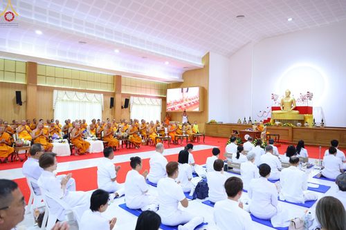 ภาพ No.89787:พิธีวางแผ่นจารึกชื่อ เพื่อนำไปประดิษฐานไว้ในฐานองค์พระประธาน เนื่องในโอกาสครบรอบ 10 ปี ศูนย์ปฏิบัติธรรมนครราชสีมา วันอาทิตย์ที่ 24 กันยายน พ.ศ. 2566