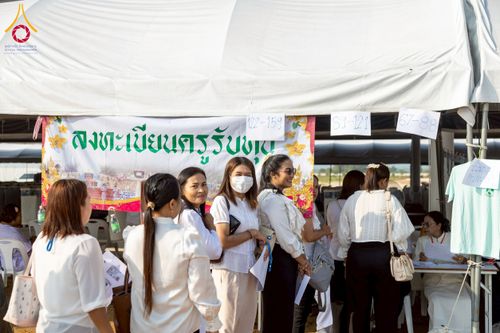 ภาพ No.230185:วันเสาร์ที่ 28 มิถุนายน พ.ศ. 2568 พิธีถวายสังฆทาน 323 วัด 4 จังหวัดชายแดนใต้ ปีที่ 21 ครั้งที่ 178 พิธีมอบกองทุนหนุนแรงใจช่วยครูใต้ ปีที่ 18 ครั้งที่ 142 ณ ศูนย์อบรมเยาวชนจังหวัดปัตตานี