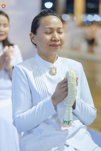 ภาพ No.244436:วันที่ 7 กันยายน พ.ศ. 2568 พิธีฉลองชัยสวดมนต์บทธัมมจักกัปปวัตตนสูตร 7,681,108,108 จบ ณ มหารัตนวิหารคด วัดพระธรรมกาย