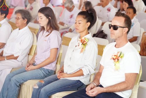 ภาพ No.100353:พิธีทอดกฐินบรมจักรพรรดิ ณ วัดพระธรรมกายแคลิฟอร์เนีย เมืองอาซูซ่า รัฐแคลิฟอร์เนีย ประเทศสหรัฐอเมริกา วันอาทิตย์ที่ 12 พฤศจิกายน พ.ศ. 2566