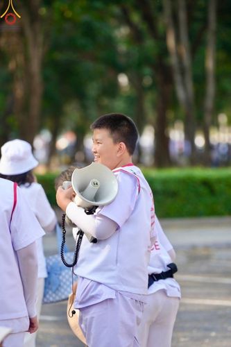 ภาพ No.208112:V.55 สารพัดV สารพัดดี ที่วัดพระธรรมกาย ในโครงการธรรมยาตรา กตัญญูบูชา มหาปูชนียาจารย์ พระมงคลเทพมุนี (สด จนฺทสโร) พระผู้ปราบมาร อนุสรณ์สถาน 7 แห่ง ปีที่ 13 ระหว่างวันที่ 2-31 มกราคม พ.ศ. 2568