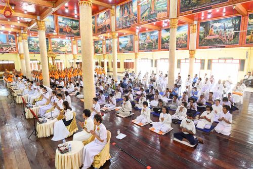 ภาพ No.195791:พิธีทอดผ้าป่าทำนุบำรุงศาสนสถาน ณ วัดตรีพาราสีมาเขต ต.สามเมือง อ.ลาดบัวหลวง จ.พระนครศรีอยุธยา ในโครงการธรรมยาตรา กตัญญูบูชา มหาปูชนียาจารย์ พระมงคลเทพมุนี(สด จนฺทสโร) พระผู้ปราบมาร อนุสรณ์สถาน 7 แห่ง ปีที่ 13 วันที่ 13 มกราคม พ.ศ. 2568