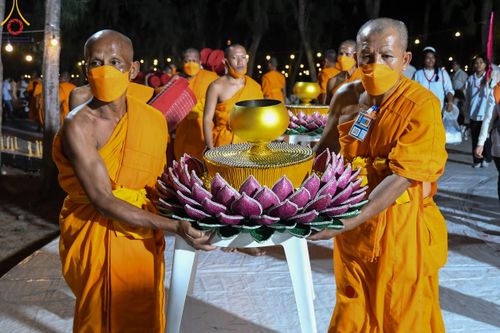 ภาพ No.108292:V.5 ทุ่มพลัง การเตรียมงาน เก็บงาน การรับบุญของเจ้าหน้าที่หน่วยงานต่างๆ เพื่อโครงการธรรมยาตรา กตัญญูบูชามหาปูชนียาจารย์ พระมงคลเทพมุนี (สด จนฺทสโร) พระผู้ปราบมาร อนุสรณ์สถาน 7 แห่ง ปีที่ 12 ระหว่างวันที่ 2 - 31 มกราคม พ.ศ. 2567