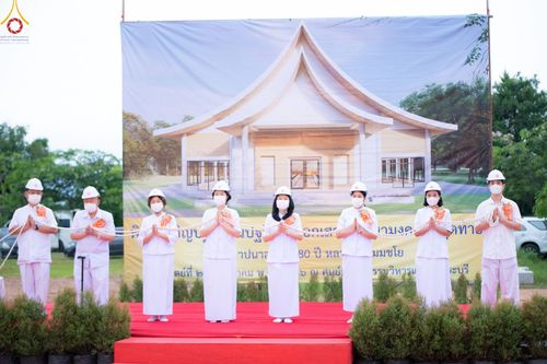 ภาพ No.84406:พิธีทอดผ้าป่า พิธีอัญเชิญปฐมรัตนปฐวี และพิธีตอกเสาเข็มต้นสุดท้าย เพื่อสถาปนาอาคาร 80 ปี หลวงพ่อธัมมชโย ณ ศูนย์ปฏิบัติธรรมวิหารแดง ตำบลเจริญธรรม อำเภอวิหารแดง จ.สระบุรี  วันที่ 23 กรกฎาคม พ.ศ. 2566