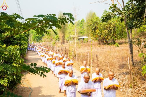 ภาพ No.63032:Photo Story  มหัศจรรย์วัดดงดินแดง Episode 2 โครงการบรรพชาอุปสมบทหมู่ ฟื้นฟูพระพุทธศาสนาทั่วไทย ณ วัดดงดินแดง อ.อมก๋อย จ.เชียงใหม่ วันที่ 3 เมษายน พ.ศ. 2567