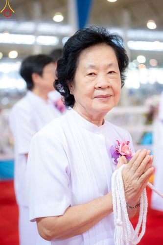 ภาพ No.151476:พิธีจุดเทียนใจ ไฟนิรันดร์ อนันตชัย ณ สภาธรรมกายสากล วัดพระธรรมกาย วันอาทิตย์ต้นเดือนที่ 1 กันยายน พ.ศ. 2567