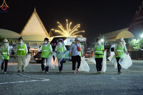 ภาพ No.116982:V.16 เป็นทีม การเตรียมงาน เก็บงาน การรับบุญของเจ้าหน้าที่หน่วยงานต่างๆ เพื่อโครงการธรรมยาตรา กตัญญูบูชามหาปูชนียาจารย์ พระมงคลเทพมุนี (สด จนฺทสโร) พระผู้ปราบมาร อนุสรณ์สถาน 7 แห่ง ปีที่ 12 ระหว่างวันที่ 2 - 31 มกราคม พ.ศ. 2567