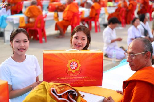 ภาพ No.324135:วันที่ 22 เมษายน พ.ศ.2569 (วันคุ้มครองโลก) พิธีถวายมหาสังฆทาน 40,000 กว่าวัดทั่วประเทศ ณ ลานธรรม พระมหาธรรมกายเจดีย์ วัดพระธรรมกาย