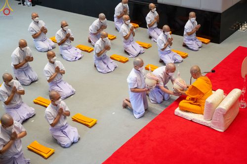 ภาพ No.83442:พิธีบรรพชาอุปสมบทหมู่ธรรมทายาทนานาชาติ (ภาคภาษาจีน) รุ่นที่ 18 ณ โบสถ์พระไตรปิฎก วัดพระธรรมกาย จ.ปทุมธานี วันเสาร์ที่ 15 กรกฎาคม 2566