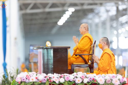 ภาพ No.85123:บรรยากาศการต้อนรับพระสังฆาธิการทั่วประเทศ และพิธีบูชาข้าวพระในวันสมาธิโลก วันอาทิตย์ต้นเดือนที่ 6 สิงหาคม พ.ศ. 2566 ณ สภาธรรมกายสากล วัดพระธรรมกาย