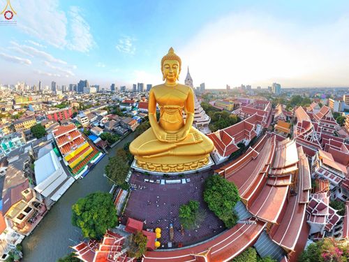 ภาพ No.302806:วันที่ 24 มกราคม พ.ศ. 2569 พิธีจุดประทีปธรรมถวายเป็นพุทธบูชา  และบูชาธรรมมหาปูชนียาจารย์  ณ อาคารธรรมยาตรา กตัญญูบูชามหาปูชนียาจารย์  ตรงข้ามวัดปากน้ำภาษีเจริญ จ.กรุงเทพมหานคร ในโครงการธรรมยาตรา กตัญญูบูชา มหาปูชนียาจารย์ พระมงคลเทพมุนี(สด จนฺทสโร) พระผู