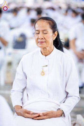 ภาพ No.287592:วันที่ 1 มกราคม พ.ศ. 2569 พิธีบูชาข้าวพระ ณ สภาธรรมกายสากล วัดพระธรรมกาย