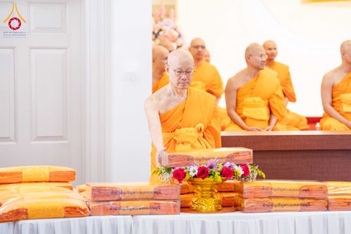 ภาพ No.318995:วันที่ 29 มีนาคม พ.ศ.2569 พิธีทอดผ้าป่าวัดพระธรรมกาย 20 ศูนย์สาขา และการประชุมภาคพื้นอเมริกา ไตรมาสที่ 1/2569 วัดพระธรรมกายชิคาโก ประเทศสหรัฐอเมริกา