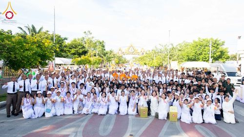 ภาพ No.349203:วันอาทิตย์ที่ 13 กันยายน พ.ศ. 2569 ตักบาตรพระ 1,000 รูป ยะลา ถวายเป็นพุทธบูชาเเละพระราชกุศล  ทำบุญเมืองยะลา 235 ปี  ณ ถนนสุขยางค์ (เฉลิมพระเกียรติ)  อำเภอเมือง จังหวัดยะลา