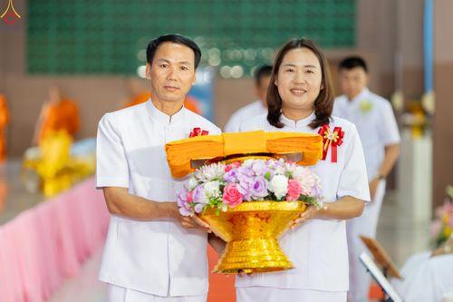 ภาพ No.288517:วันที่ 5 มกราคม พ.ศ. 2569 พิธีทอดผ้าป่าทำนุบำรุงศาสนสถาน ณ วัดอัมพวัน ต.สองพี่น้อง อ.สองพี่น้อง จ.สุพรรณบุรี ในโครงการธรรมยาตรา กตัญญูบูชา มหาปูชนียาจารย์ พระมงคลเทพมุนี(สด จนฺทสโร) พระผู้ปราบมาร อนุสรณ์สถาน 7 แห่ง ปีที่ 14