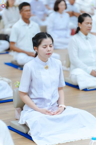 ภาพ No.343577:วันที่ 16 สิงหาคม พ.ศ.2569 พิธีถวายคิลานเภสัช และอุปกรณ์ทางการแพทย์ ณ ห้องแก้วสารพัดนึก2 วัดพระธรรมกาย