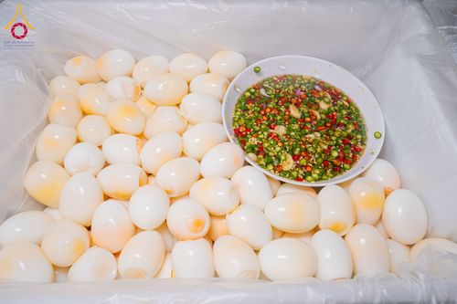 ภาพ No.301829:วันที่ 24 มกราคม พ.ศ. 2569 พิธีถวายภัตตาหารเป็นสังฆทาน แด่พระธรรมยาตรา ณ อนุสรณ์สถานบางปลา วัดบางปลา อำเภอบางเลน จังหวัดนครปฐม ในโครงการธรรมยาตรา กตัญญูบูชา มหาปูชนียาจารย์ พระมงคลเทพมุนี(สด จนฺทสโร) พระผู้ปราบมาร อนุสรณ์สถาน 7 แห่ง ปีที่ 14