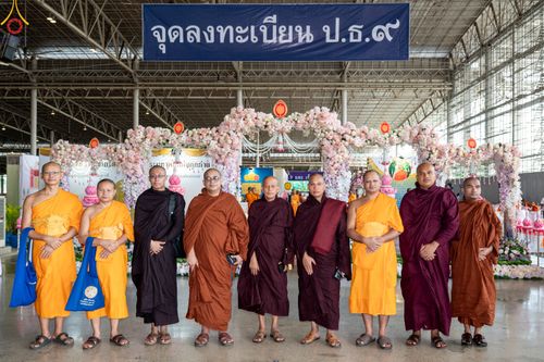 ภาพ No.85089:บรรยากาศการต้อนรับพระสังฆาธิการทั่วประเทศ และพิธีบูชาข้าวพระในวันสมาธิโลก วันอาทิตย์ต้นเดือนที่ 6 สิงหาคม พ.ศ. 2566 ณ สภาธรรมกายสากล วัดพระธรรมกาย